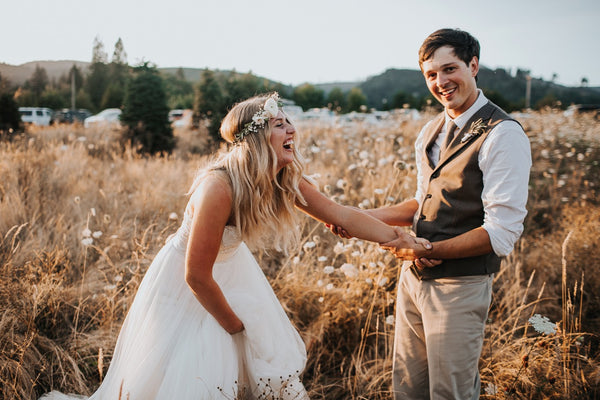 Vintage Vibes Wedding at Adeline Farms in Woodland, WA // Flower Friends